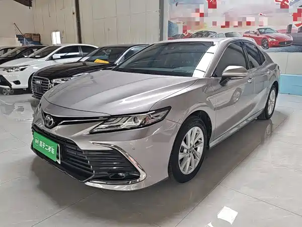 Toyota Camry 2021