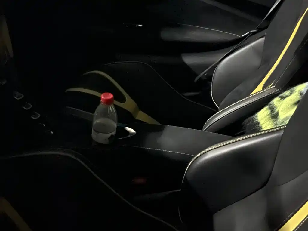 McLaren 720S 2021 — фото 8