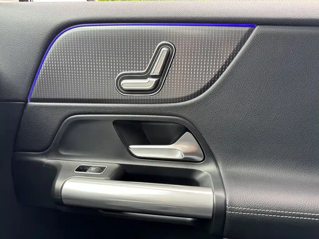 Mercedes-Benz GLA 2021 — фото 20
