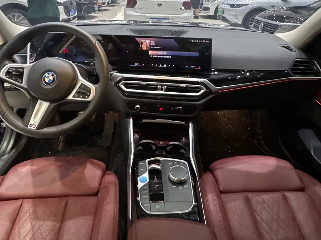 BMW i3 2024 — фото 10
