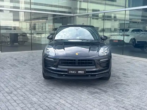 Porsche Macan 2023