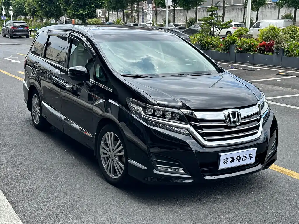 Honda Elysion 2019 — фото 3