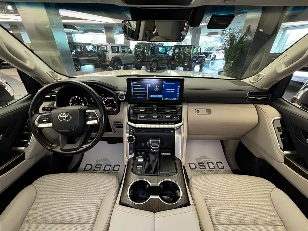 Toyota Land Cruiser 2023 — фото 13