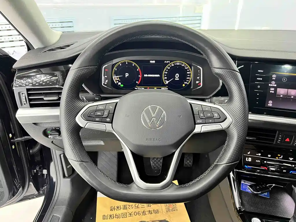 Volkswagen Passat 2023 — фото 11