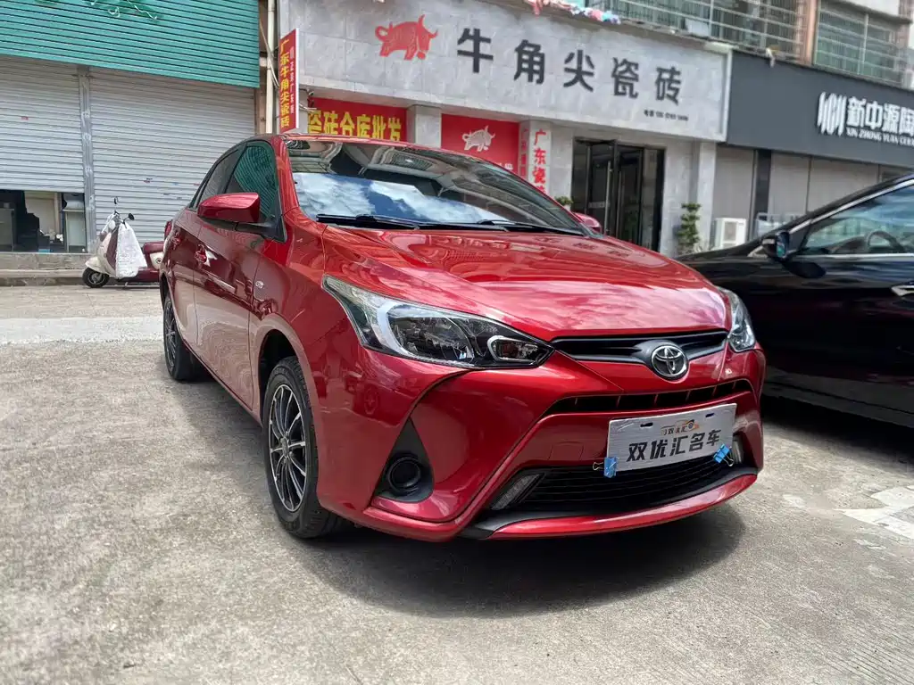 Toyota Yaris L 2020