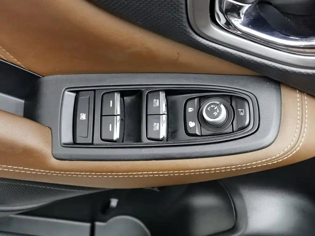 Subaru Forester 2019 — фото 9