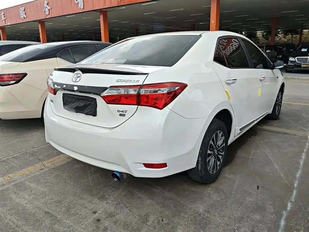 Toyota Corolla 2018 — фото 7
