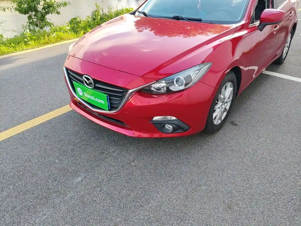 Mazda 3 Axela 2016 — фото 24