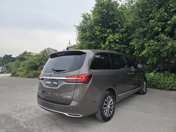 Buick GL8 2021