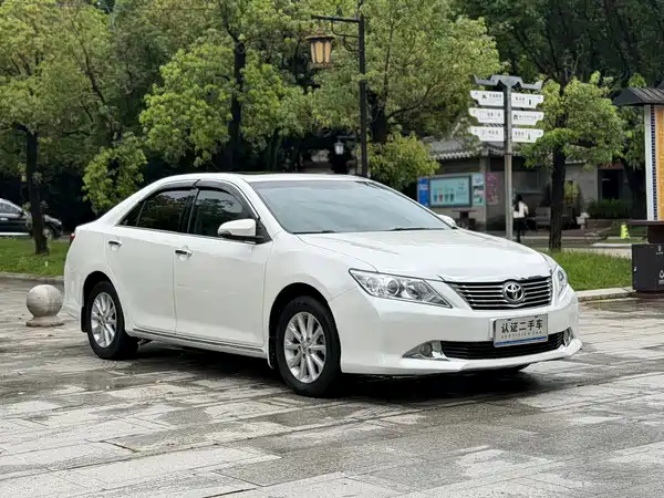 Toyota Camry 2014