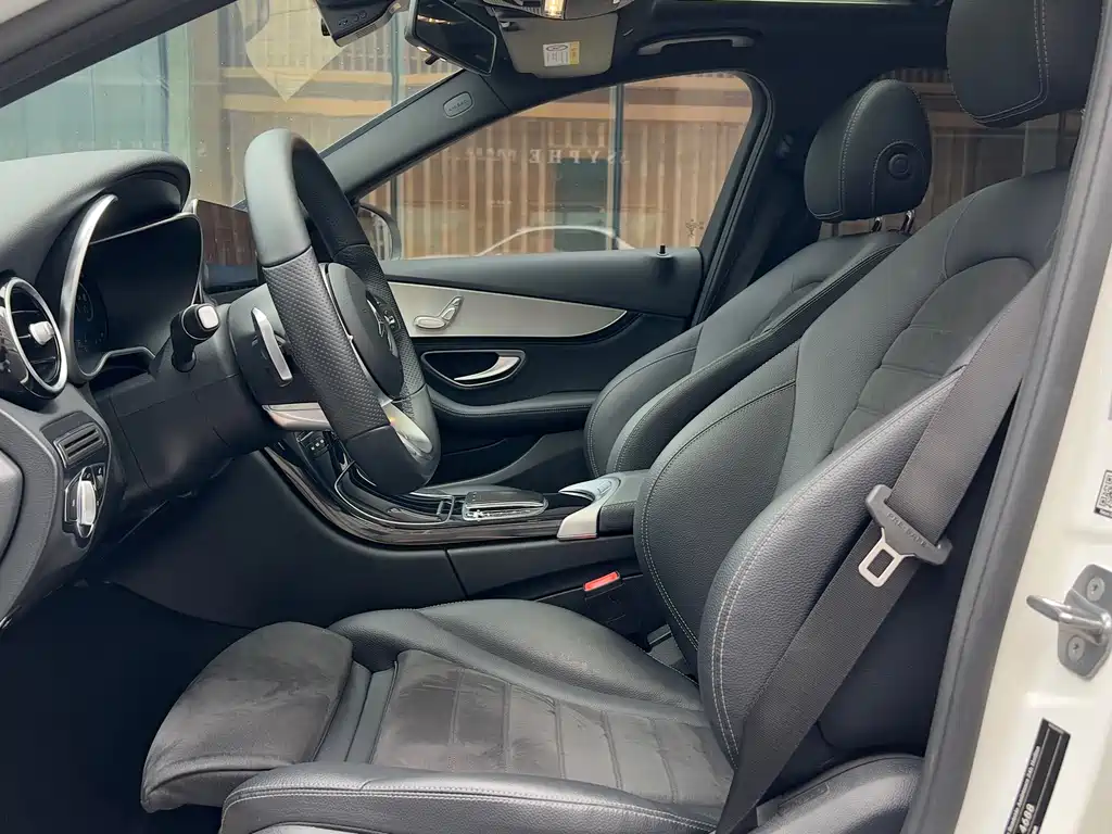Mercedes-Benz C-Class 2019 — фото 11