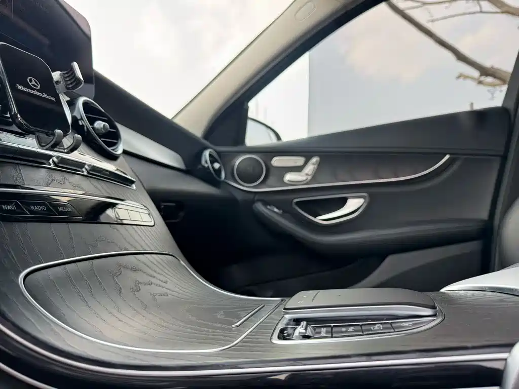 Mercedes-Benz C-Class 2020 — фото 9