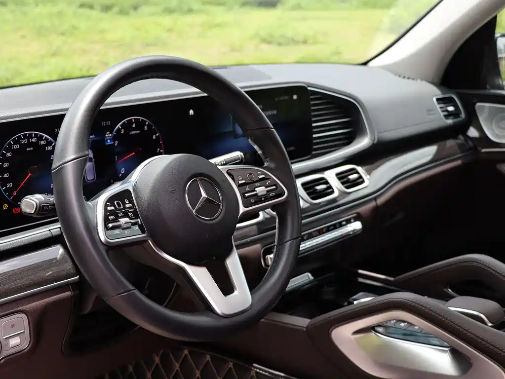 Mercedes-Benz GLE 2023 — фото 13