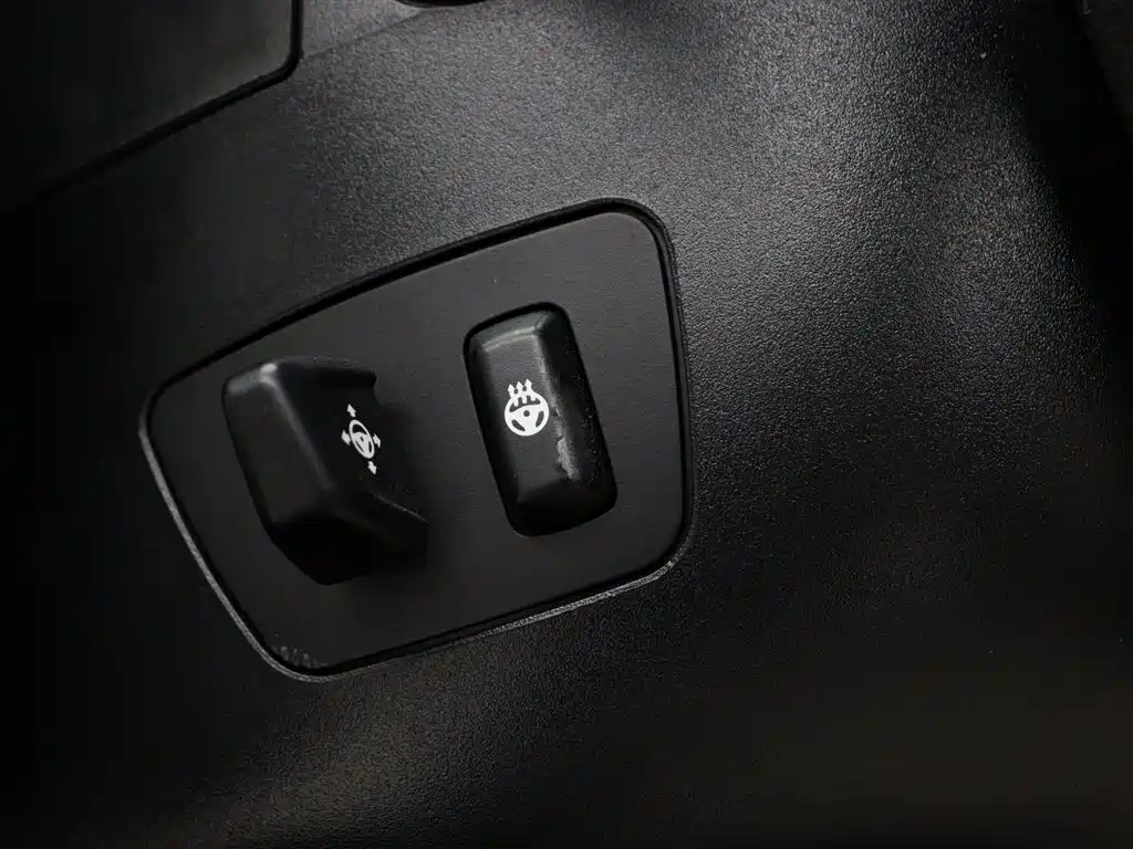 BMW 7 Series 2012 — фото 6