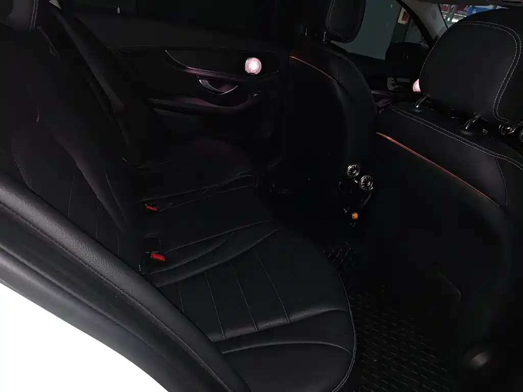Mercedes-Benz C-Class 2020 — фото 10