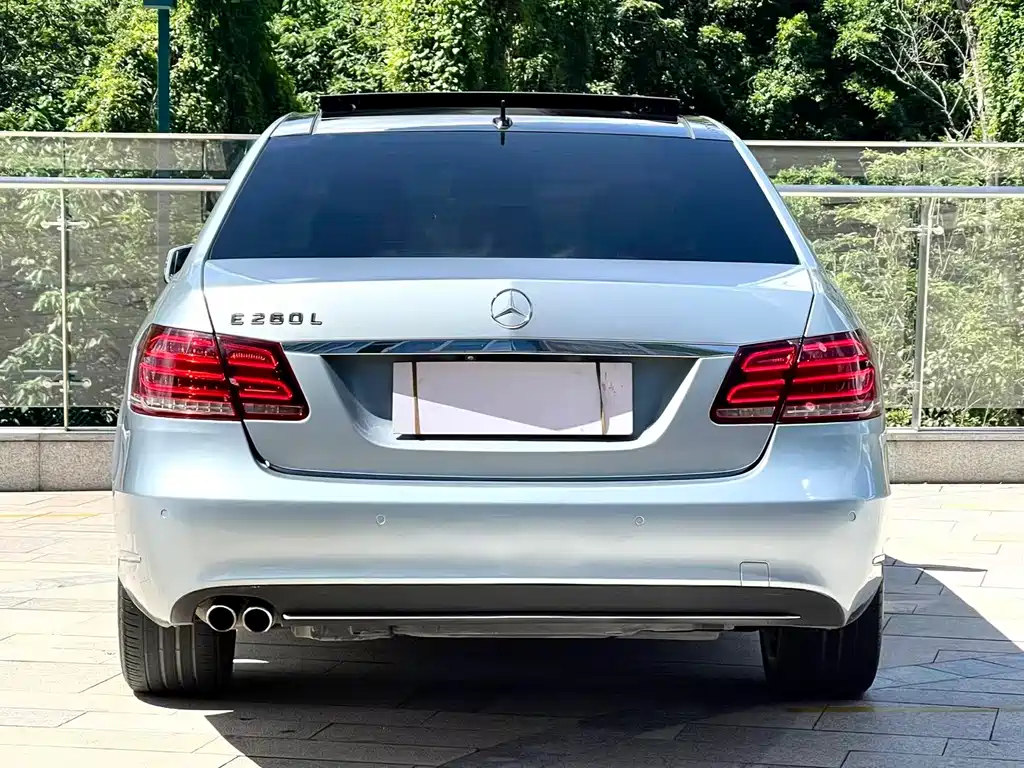 Mercedes-Benz E-Class 2013