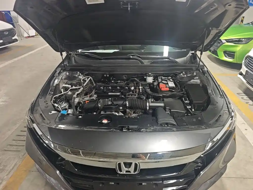 Honda Accord 2019 — фото 20