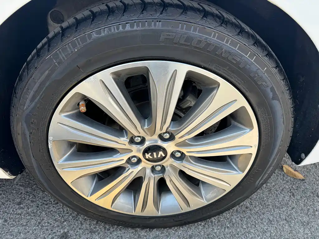 Kia K4 2017 — фото 14