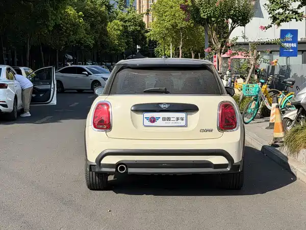 MINI 2022