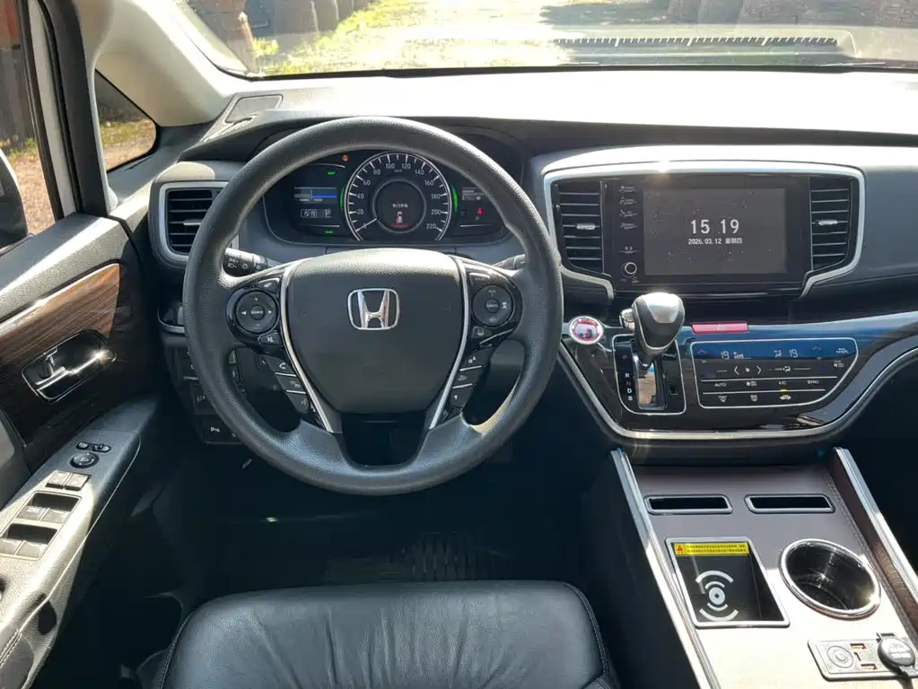 Honda Odyssey 2021 — фото 17