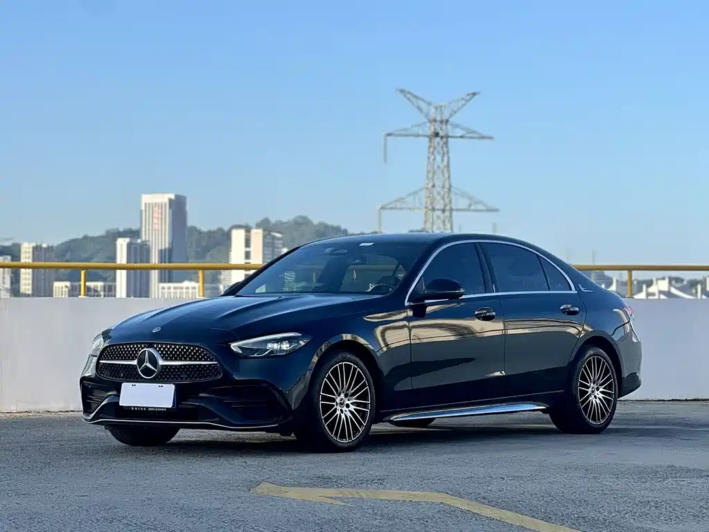 Mercedes-Benz C-Class 2022