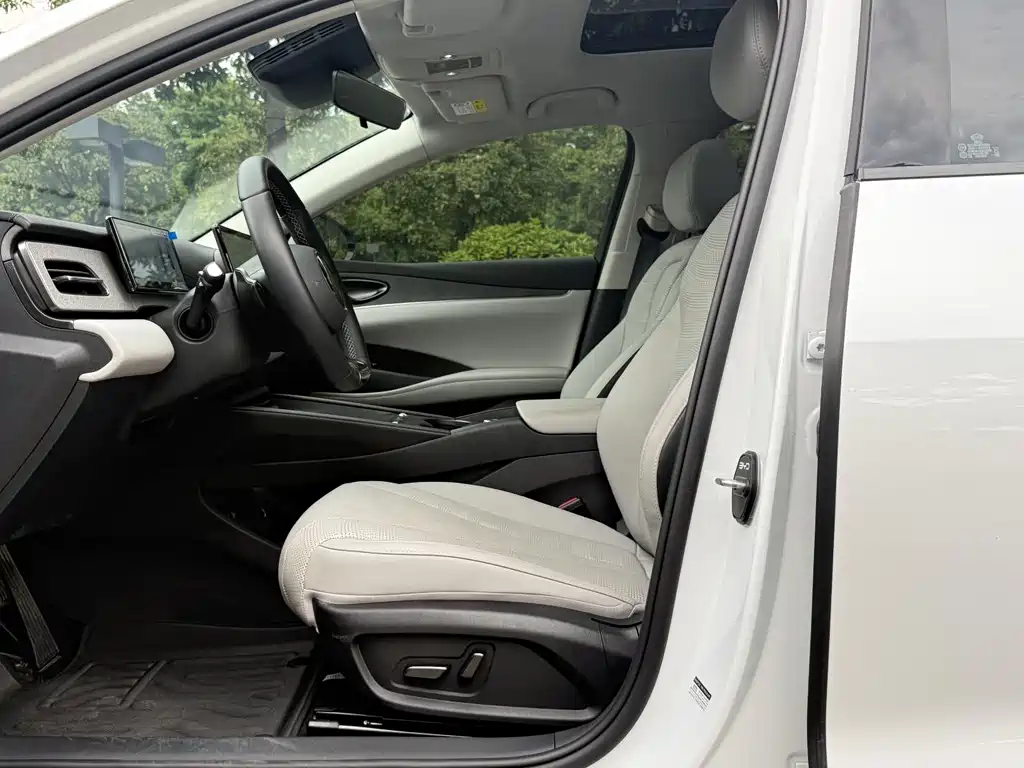 BYD Seal 06 DM-i Wagon 2025 — фото 4