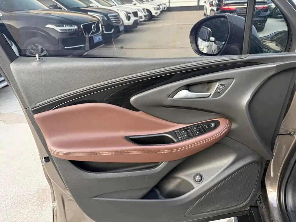 Buick Envision Plus 2018