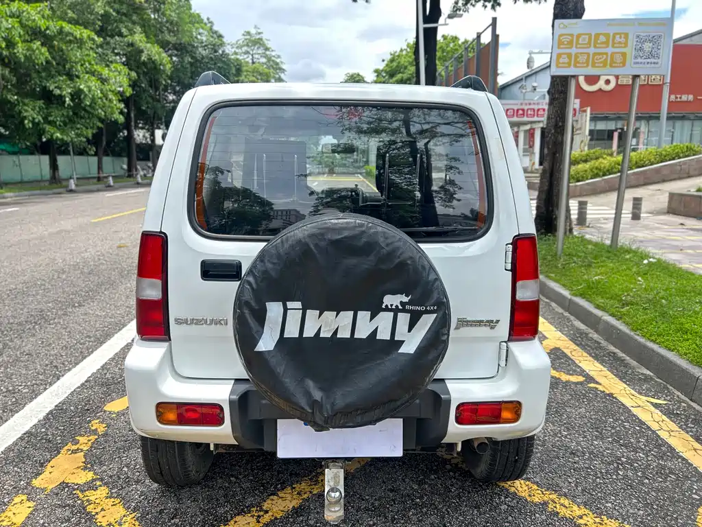 Suzuki Jimny 2016 — фото 4