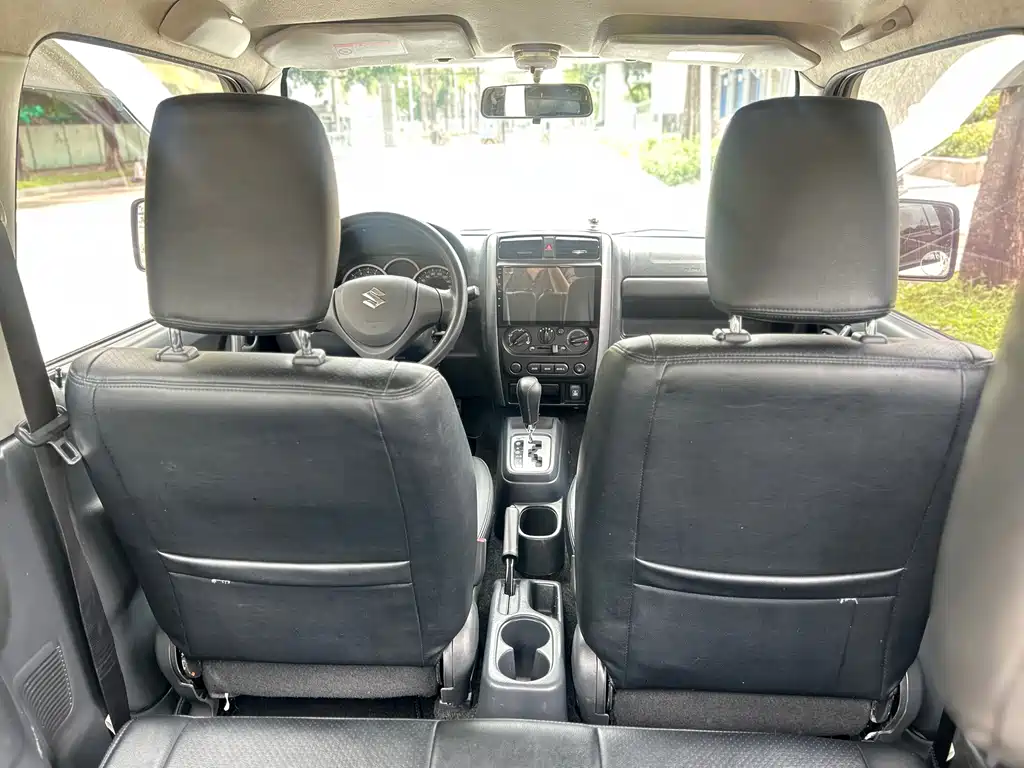 Suzuki Jimny 2016 — фото 15