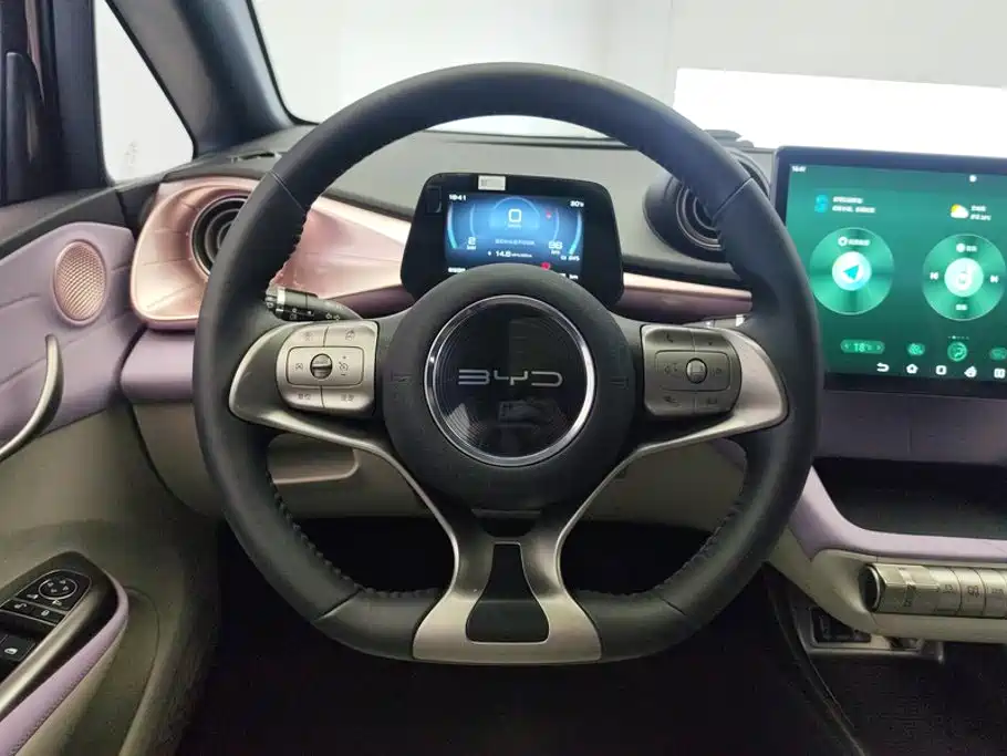 BYD Dolphin 2022 — фото 15