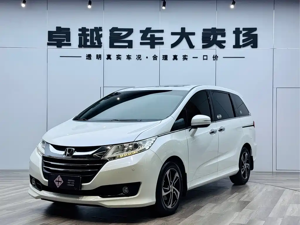 Honda Odyssey 2018 — фото 1