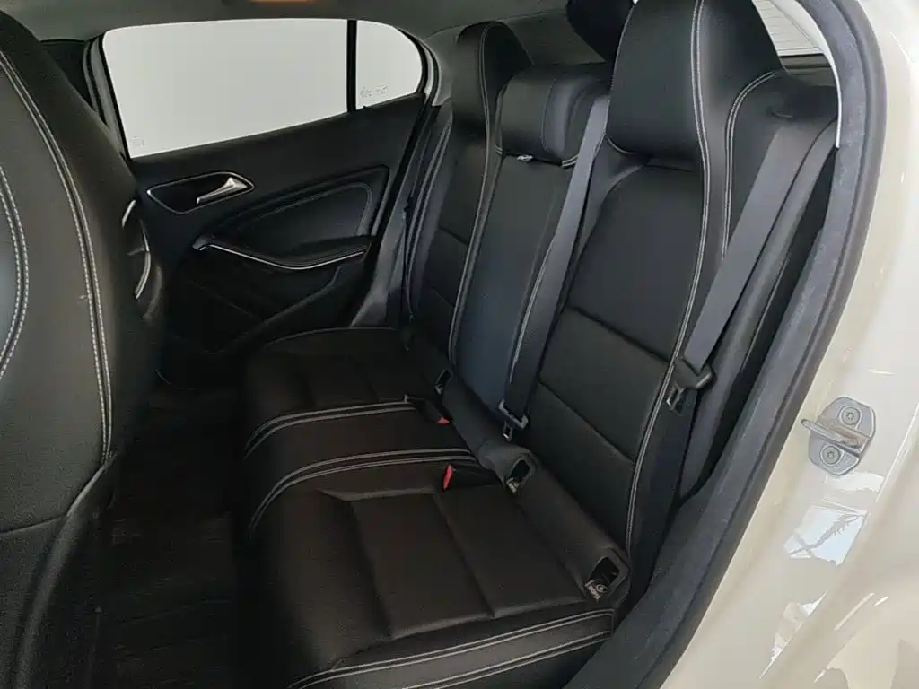 Mercedes-Benz GLA 2019 — фото 13