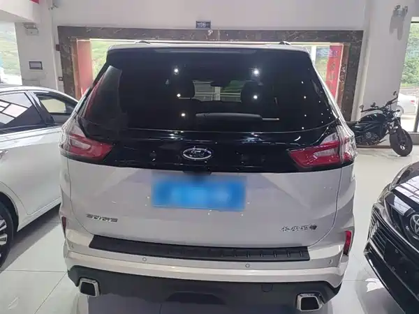 Ford Edge 2020