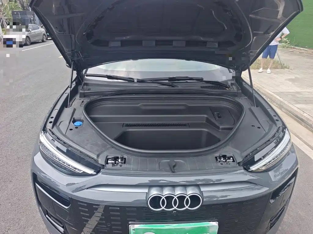 Audi Q6L E-Tron 2026 — фото 21