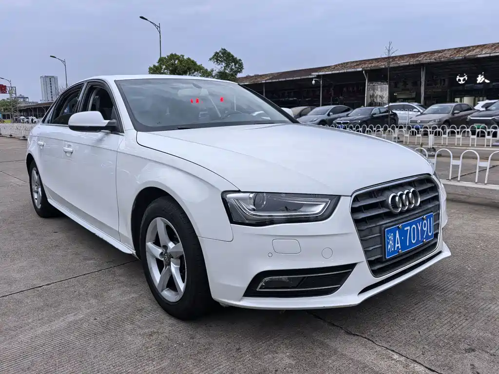 Audi A4L 2013