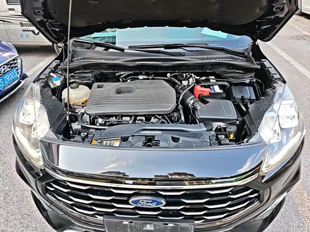 Ford Escape 2023 — фото 20