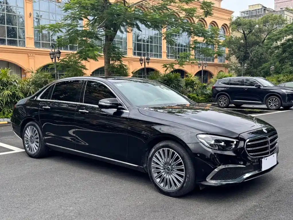Mercedes-Benz E-Class 2021