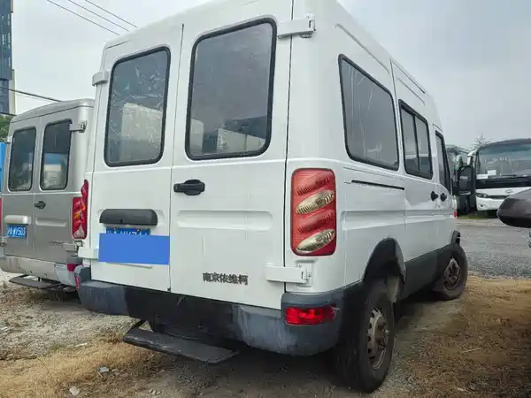 Iveco Bodhi 2015