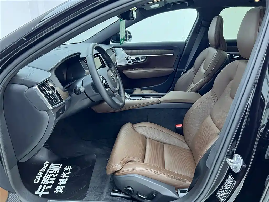 Volvo S90 2024 — фото 14