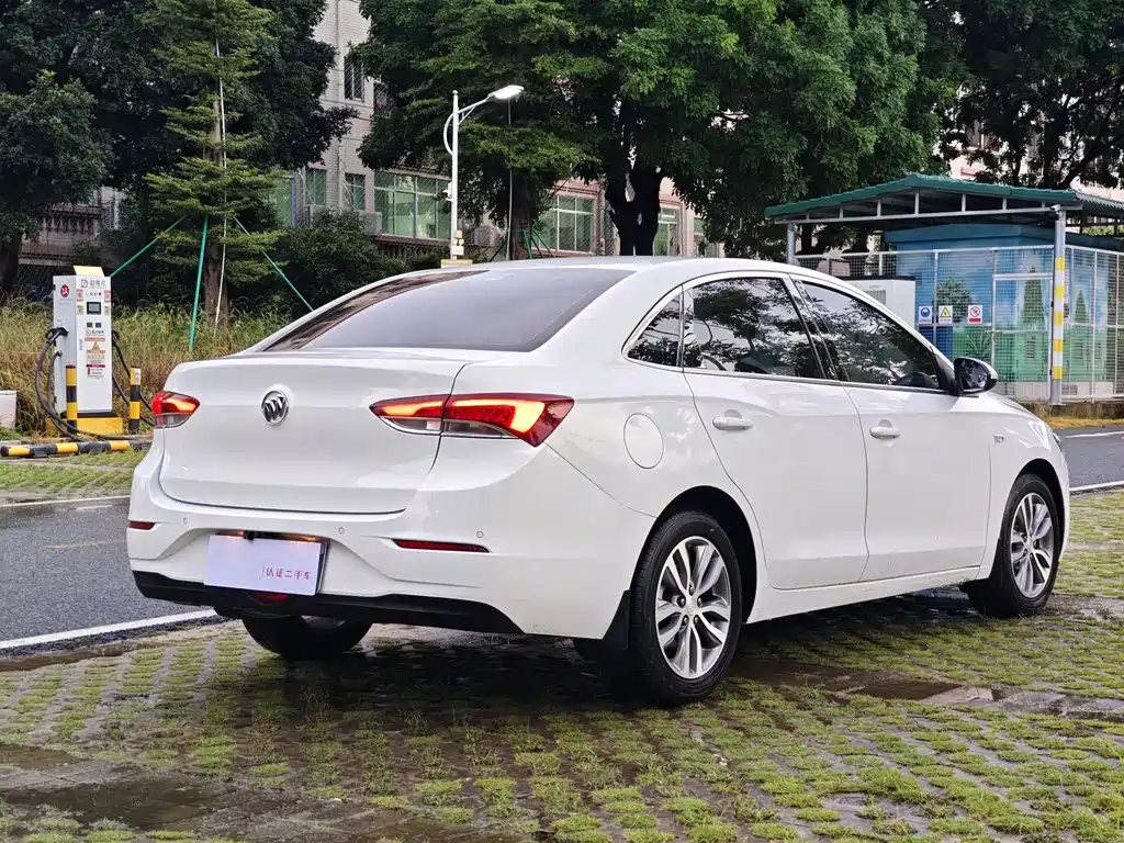 Buick Excelle 2021
