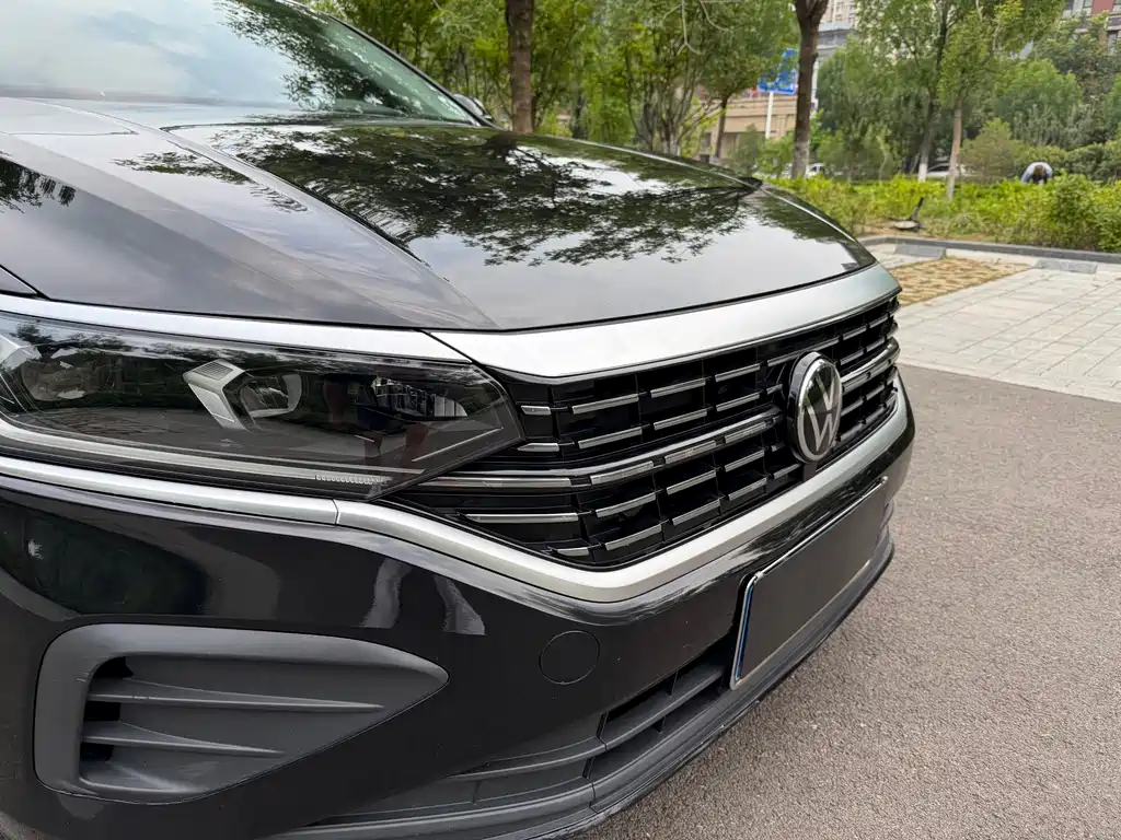 Volkswagen Passat 2024