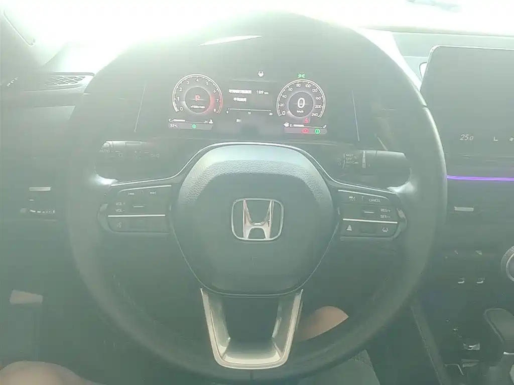 Honda Accord 2024 — фото 11