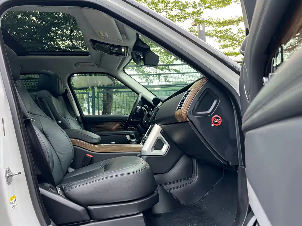 Land Rover Range Rover 2018 — фото 17