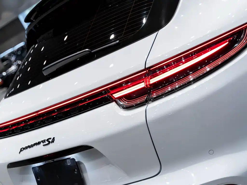 Porsche Panamera 2019 — фото 7