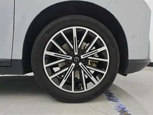 Leapmotor B10 2025
