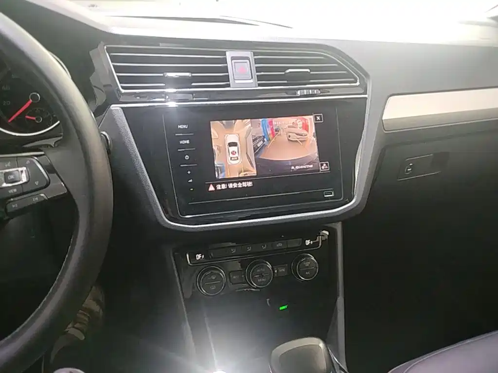 Volkswagen Tiguan L 2019 — фото 13