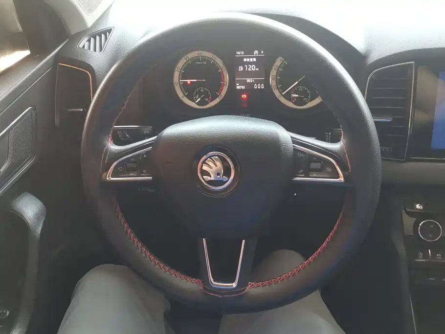 Skoda Korok 2019 — фото 15