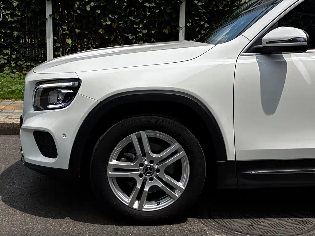 Mercedes-Benz GLB 2022