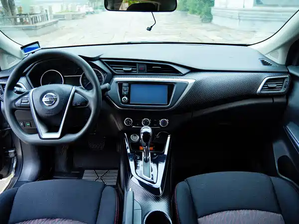 Nissan Bluebird 2016