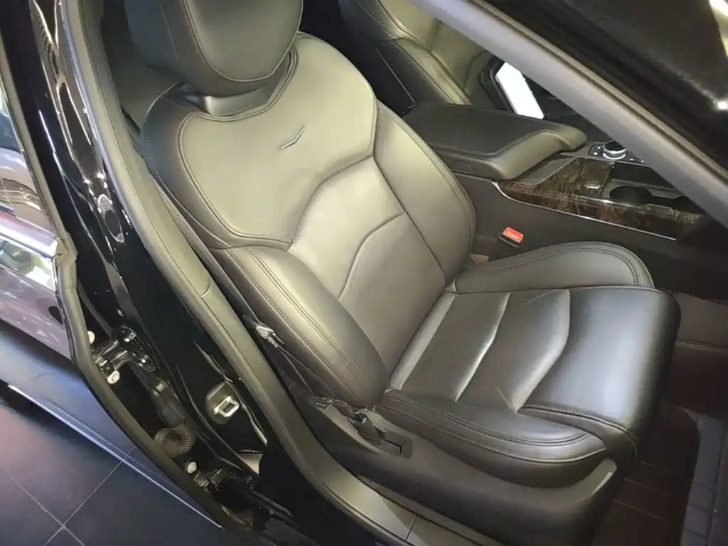 Cadillac CT6 2023 — фото 25
